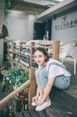 善良的女秘书的目的