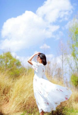 黑色蕾丝透视露胸旗袍连衣裙